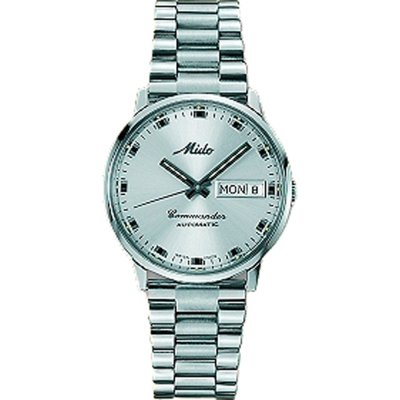 MIDO Commander M492542113A Uhr