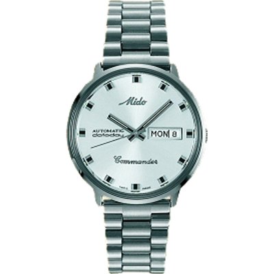 MIDO Commander M841942136A Uhr